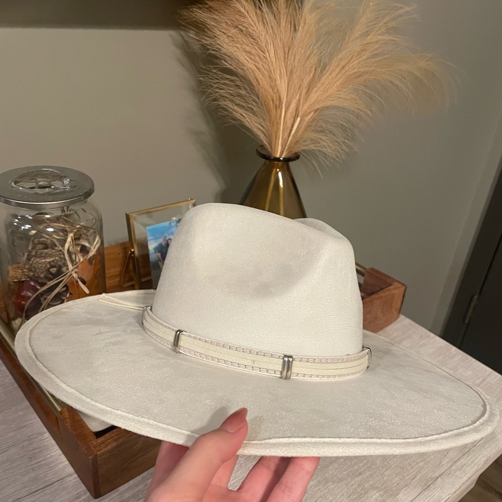 NWT Boutique Hat